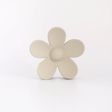 Load image into Gallery viewer, Ava Clips