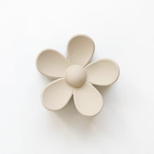 Load image into Gallery viewer, Ava Clips